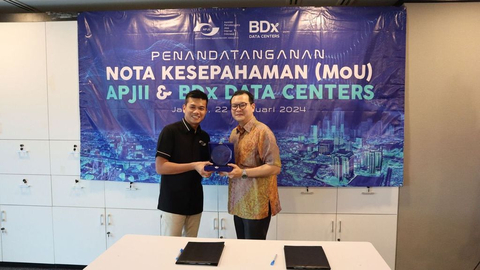 （從左到右）APJII主席Muhammad Arif；BDx Indonesia總裁董事兼執行長Agus Wijaya（照片：美國商業資訊）