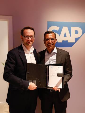 Image 1: Thomas Saueressig, of the Executive Board of SAP SE, Customer Services & Deliver, and Abhijit Dubey, CEO, NTT DATA, Inc. / “Photos by Rana Hamzakadi, courtesy of SAP”